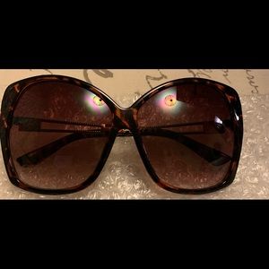 Jessica SIMPSON Tortoise Shell, sunglasses.. NWNT